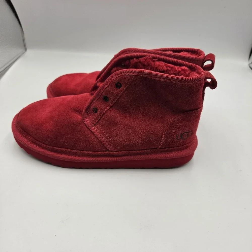 UGG Neumel Suede Fur Lined Chukka Ankle Boots Shoes Wool Red Size 5